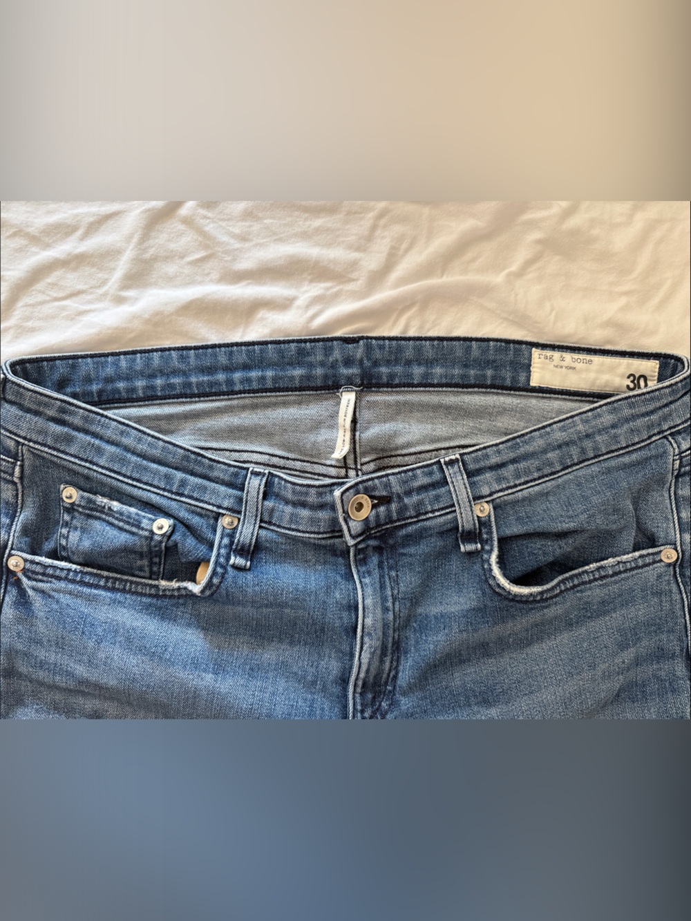 Rag & Bone Dre Low-Rise Slim Boyfriend Blue Jeans - Classic Mid Wash
